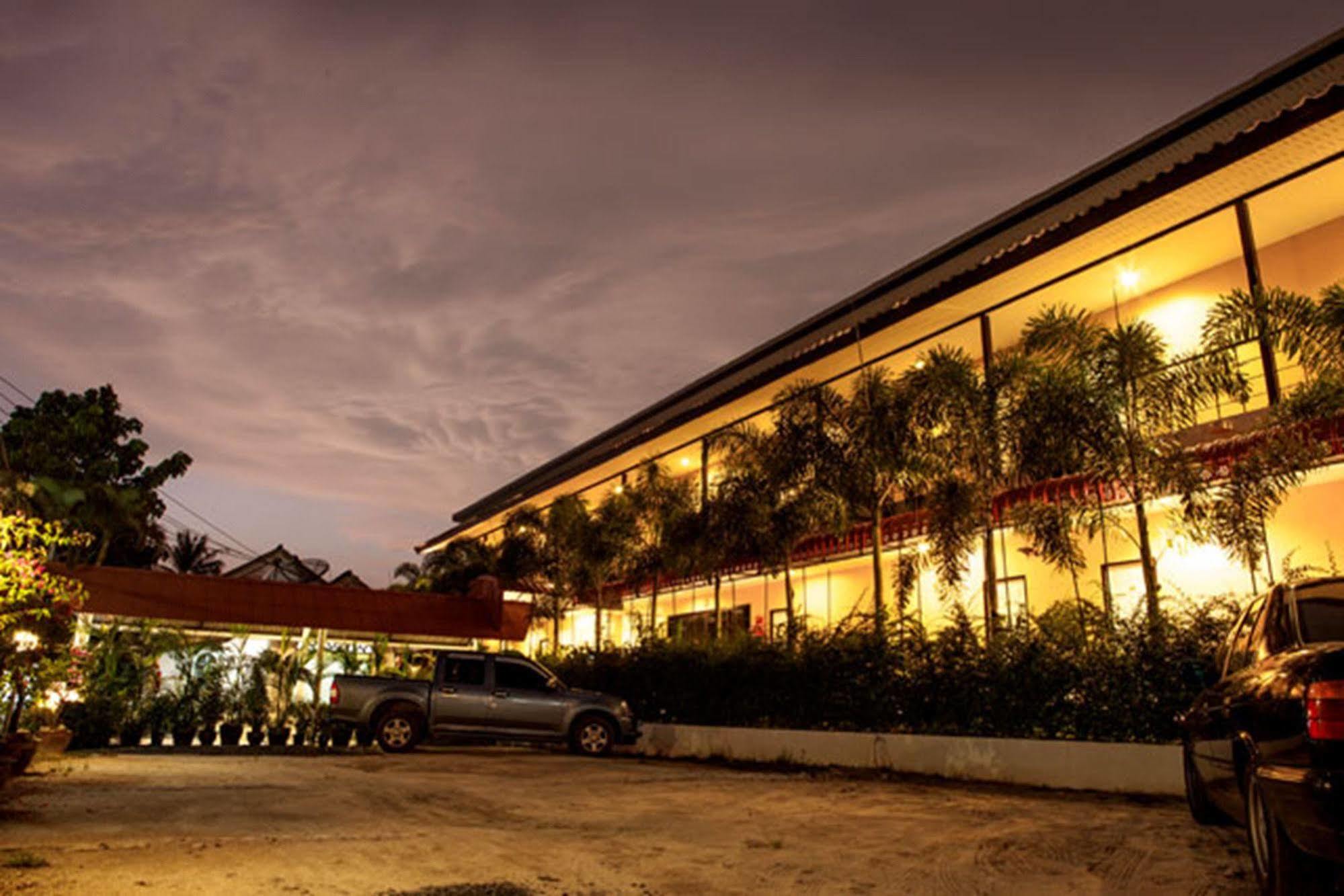Phuket Airport Inn Ban Bo Han Eksteriør bilde